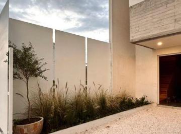 Casa de 3 habitaciones, Tlajomulco de Zúñiga · Casa en Venta en Adamar Residencial San Agustín