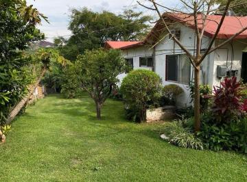 Casa · 295m² · 3 Recámaras · 4 Estacionamientos · Casa en Venta, con 1312 m² de Terreno, Granjas Mérida Temixco Morelos
