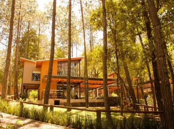 Casa en condominio · 230m² · 4 Recámaras · 2 Estacionamientos · Casa en Condominio en Venta - (4)