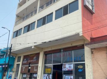 Inmueble productivo urbano de 3 habitaciones, Córdoba · Propiedad en Vta Av 1 y 2 2119 Entre C. 21 y 23 Col. Centro, Cordoba, Ver