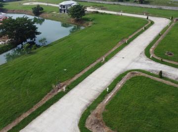 Terreno / Lote · 503m² · Terreno Residencial en Venta con Vista Al Lago Zona Country