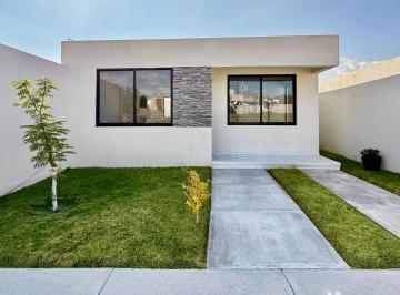 Casa de 2 habitaciones, Lagos de Moreno · Casa en Venta en Villas del Pedregal E
