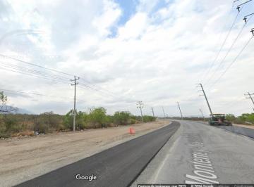 Terreno / Lote · 10000m² · Terreno en Venta 1 Hectárea Carretera Colombia Salinas Victoria Nuevo León
