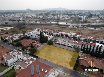 Terreno / Lote · 1215m² · Terreno en Venta en Fraccionamiento en Cholula.