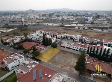 Terreno / Lote · 405m² · Terreno en Venta en Fraccionamiento en Cholula.