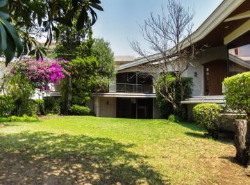 Casa de 4 habitaciones, Cuajimalpa de Morelos · Oportunidad: Casa de Lujo con Terrazas, Jardín y Espacios Amplios en Zona Privilegiada