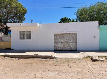 Casa · 124m² · 2 Recámaras · 2 Estacionamientos · Casa de Una Planta en Venta con Terreno Excedente Colonia Lopez Portillo - (4)