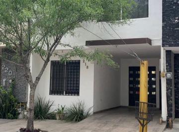Casa · 3 Recámaras · 1 Estacionamiento · Casa en Renta Amuebla en Hacienda Los Cantu Escobedo