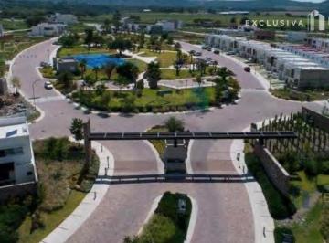 Terreno / Lote · 160m² · Terrenos en Venta en Cañadas del Arroyo, Corregidora, Querétaro