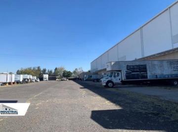 Bodega comercial · 35619m² · 20 Estacionamientos · Nave Industrial en Irapuato, Guanajuato