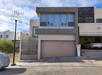 Casa · 3 Recámaras · 2 Estacionamientos · Casa en Santa Clara Chihuahua