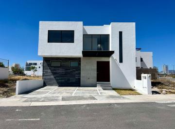 Casa de 3 habitaciones, Querétaro · Casa en Venta Súper Ubicación en Juriquilla