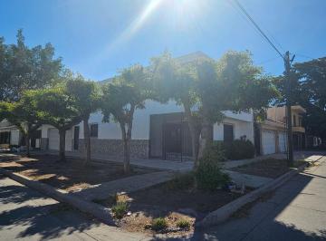 Casa de 4 habitaciones, Ahome · Casa en Venta en Fracc del Parque