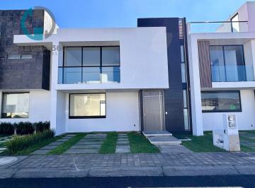 Casa de 3 habitaciones, Pachuca · Casa en Pachuca con 3 Recamaras y Amplios Espacios Justo a Lado de La Nueva Explanada Sur