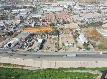 Terreno / Lote · 3600m² · Terreno Comercial en Renta en La Tercera Etapa del Rio, Sobre Vía Rápida.