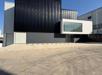 Bodega comercial , San Pedro Tlaquepaque · Bodega en Renta Axis Parque Industrial, Periférico Oriente.