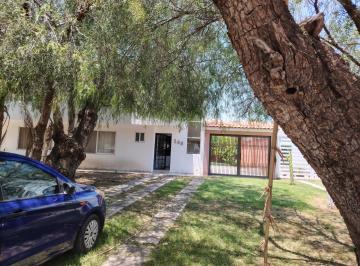 Casa en condominio de 2 habitaciones, Celaya · Rento Amplia Casa Amueblada Fracc Priva Sta Maria Resid