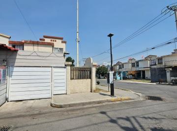 Casa · 57m² · 2 Recámaras · 1 Estacionamiento · Casa en Venta en Urbi Villa del Campo, Tecámac