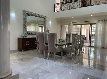 Casa de 4 habitaciones, Querétaro · Casa en Venta Campanario Queretaro