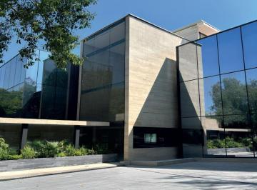 Oficina , Alvaro Obregón · Edificio de 11,315 m² en Renta en Altavista