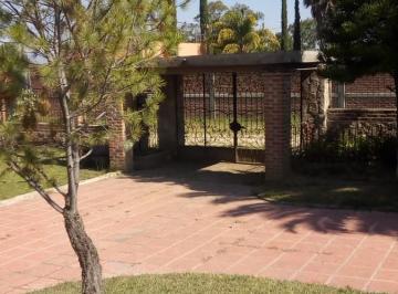 Terreno / Lote · 2500m² · 2 Recámaras · 10 Estacionamientos · Terreno Venta Cortijos de La Gloria Leon Gto