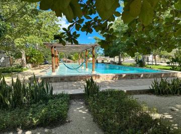 Casa · 32000m² · 17 Recámaras · 20 Estacionamientos · Quinta / Estancia Cerca de Mérida Propiedad Privada.