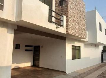 Casa en condominio · 137m² · 3 Recámaras · 1 Estacionamiento · Casas en Venta en Av Álvaro Obregón, Cd. Madero, Tam.