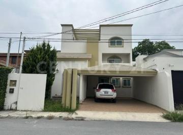 Casa · 431m² · 3 Recámaras · 2 Estacionamientos · Casa en Venta en Col. San Javier en Allende Nuevo Leon