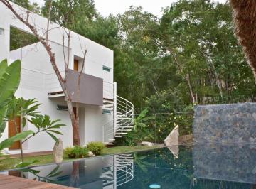 Casa de 6 habitaciones, Santa María Huatulco · Residencia con Alberca, Jardín, 6 Recamaras, en Venta Sector o Huatulco.
