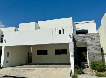 Casa · 333m² · 3 Recámaras · 3 Estacionamientos · Casa en Venta en Antara Residencial, Carretera Nacional.