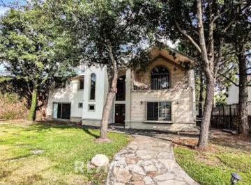 Casa · 1234m² · 3 Recámaras · Residencia en Renta en Condado de Asturias, Santiago - (4)