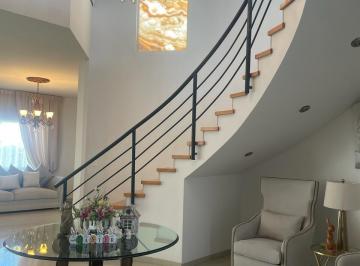 Casa de 5 habitaciones, Saltillo · Se Vende Residencia, Al Norte de La Ciudad