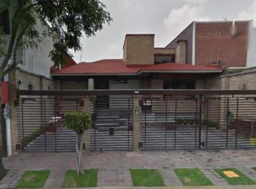 Casa · 400m² · 4 Recámaras · 4 Estacionamientos · Casa en Venta en La Herradura 2da Sección, Huixquilucan