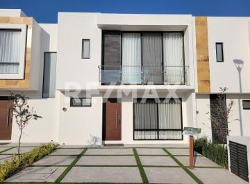 Casa en condominio · 132m² · 3 Recámaras · 2 Estacionamientos · Casa en Venta Residencial Juriquilla, Queretaro, Qro. - (4)
