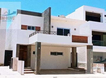 Casa · 3 Recámaras · 2 Estacionamientos · Casa en Renta Anual en Altabrisa Residencial, Cerritos, Mazatlàn, Sin.