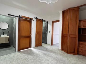 Casa · 295m² · 4 Recámaras · 2 Estacionamientos · Casa (Oficinas) y Departamento en Venta Fraccionamiento Lomas del Parque - (4)