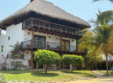 Villa de 12 habitaciones, La Unión de Isidoro Montes de Oca · Hotel Boutique Exclusivo en Playa Troncones