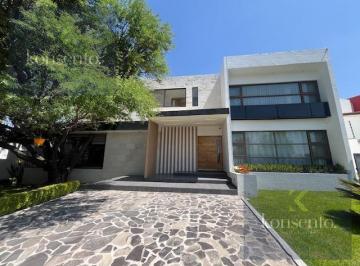 Casa en condominio · 650m² · 4 Recámaras · 4 Estacionamientos · Casa en Condominio en Vista Real y Country Club