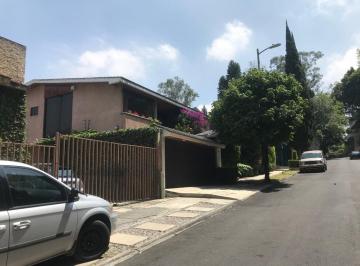 Casa , Miguel Hidalgo · Maravillosa Residencia Para Remodelar en Bosques de Las Lomas