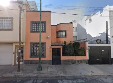 Casa de 4 habitaciones, Venustiano Carranza · Se Vende Casa en Venustiano Carranza