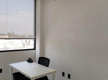 Oficina , San Pedro Tlaquepaque · Oficina Para 3 Personas ¡Con Una Excelente Ubicacion!