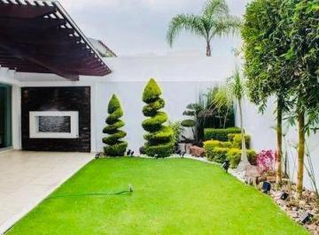 Casa en condominio · 430m² · 3 Recámaras · 3 Estacionamientos · Venta de Casa Muy Amplia en Lomas de Angeopolis I, Puebla
