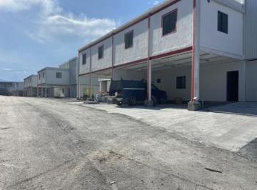 Bodega comercial · 800m² · 8 Estacionamientos · Bodega en Renta Santa Catarina Nuevas 800 m²