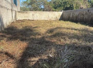 Terreno / Lote · 200m² · Terreno en Venta