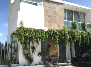 Casa de 3 habitaciones, Querétaro · Oportunidad Casa en Venta en Juriquilla en Privada en Juriquilla Santa Fe