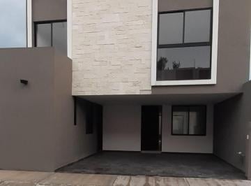 Casa en condominio · 270m² · 3 Recámaras · 2 Estacionamientos · Casa Nueva en Residencial Diamante, Zona Mayorazgo - (4)