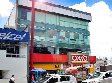 Oficina de 3 habitaciones, Puebla · Oficina de 140 m² en 43 Pte Huexotitla en 1er Piso Esquina 16 de Sept con 2 Baños y 3 Cajones de Est