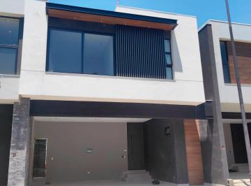 Casa · 263m² · 3 Recámaras · Casa en Venta El Barro, Carretera Nacional, Santiago