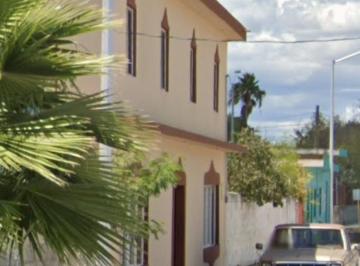 Casa · 273m² · 5 Recámaras · 5 Estacionamientos · Amplia Casa en Venta Marín Nl