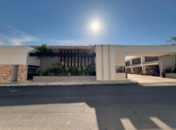 Departamento de 3 habitaciones, Mérida · Townhose en Renta con Piscina Cerca de Plaza La Isla